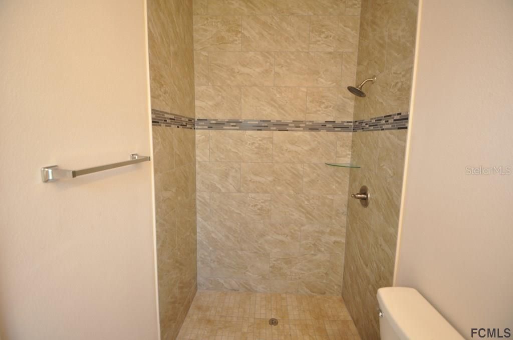 最近租的: $1,700 (3 贝兹, 2 浴室, 1337 平方英尺)