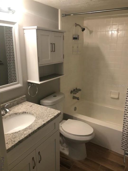 Recently Rented: $1,600 (1 beds, 1 baths, 693 Square Feet)