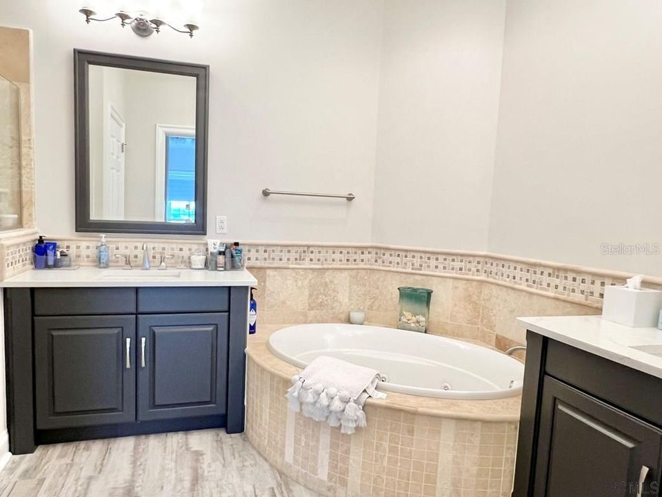 Недавно арендовано: $5,900 (3 спален, 3 ванн, 2246 Квадратных фут)