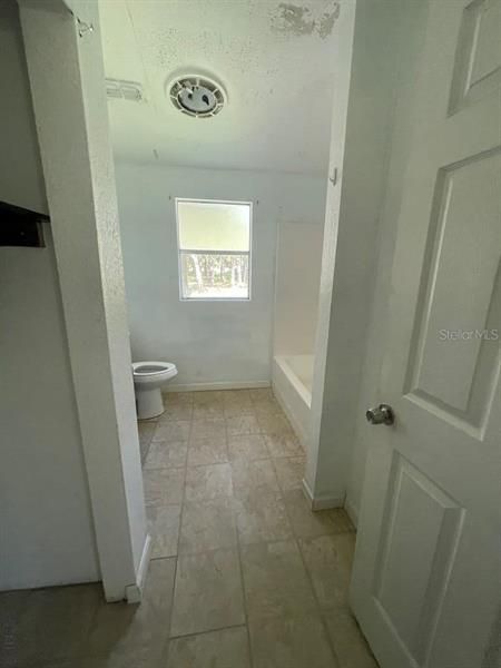 最近售出: $150,000 (3 贝兹, 2 浴室, 1512 平方英尺)