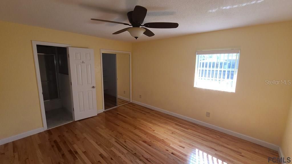 Recently Rented: $2,000 (4 beds, 2 baths, 1690 Square Feet)