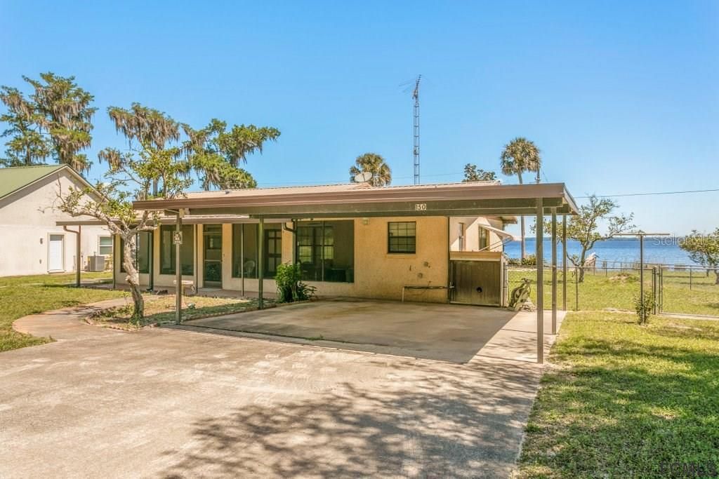 Recently Sold: $425,000 (2 beds, 2 baths, 1456 Square Feet)