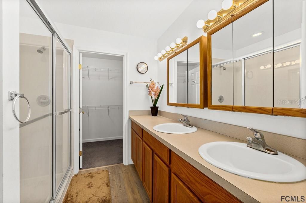 最近售出: $266,600 (3 贝兹, 2 浴室, 1440 平方英尺)