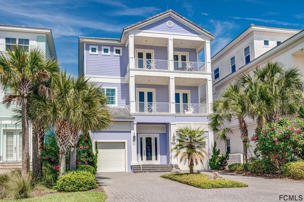 Recently Sold: $3,374,000 (8 beds, 8 baths, 4658 Square Feet)