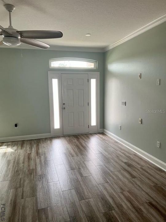Recently Rented: $3,500 (3 beds, 2 baths, 2349 Square Feet)