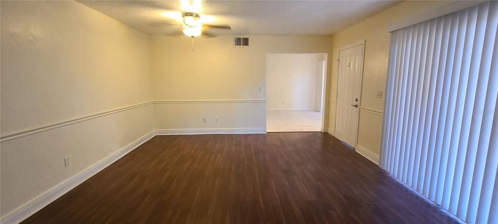Recently Rented: $1,600 (2 beds, 2 baths, 1400 Square Feet)
