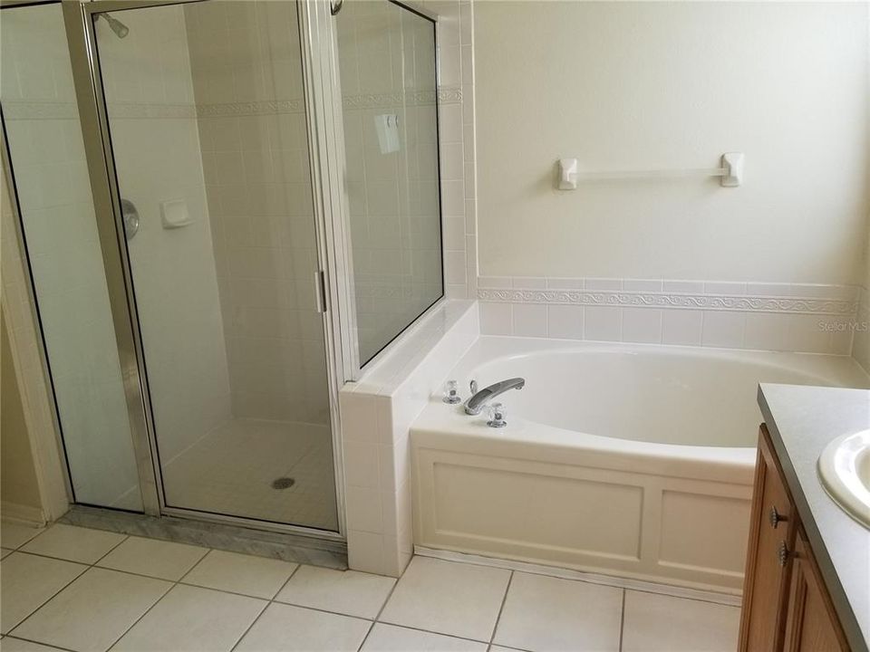 Недавно арендовано: $2,400 (4 спален, 2 ванн, 1868 Квадратных фут)