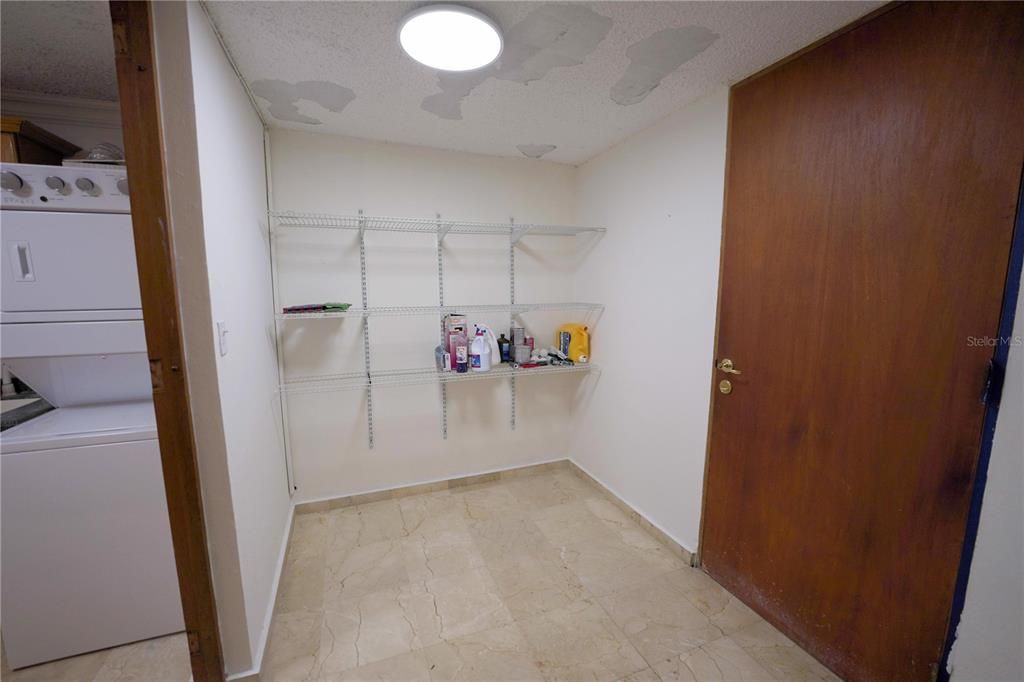 Vendido Recientemente: $515,000 (5 camas, 4 baños, 1460 Pies cuadrados)