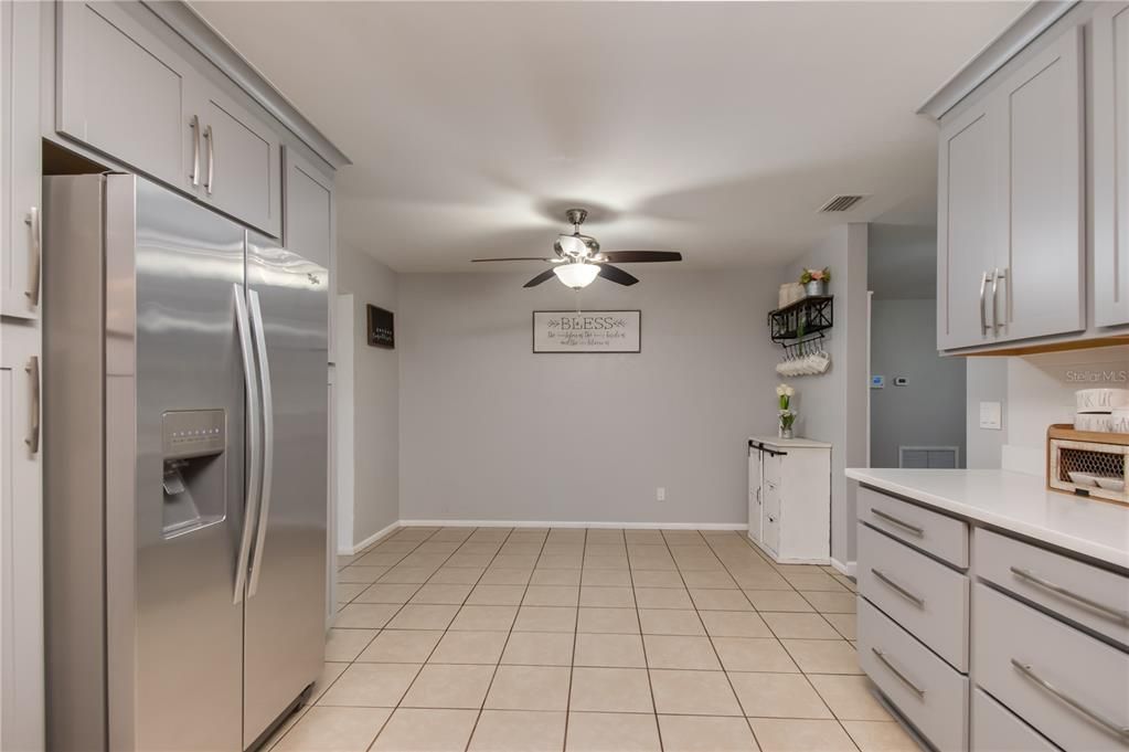 Recently Sold: $439,000 (3 beds, 2 baths, 1811 Square Feet)
