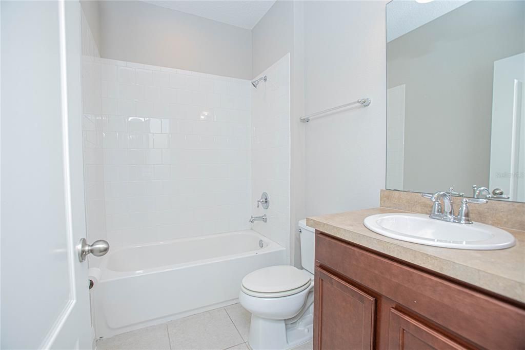 Недавно арендовано: $1,800 (1 спален, 1 ванн, 750 Квадратных фут)