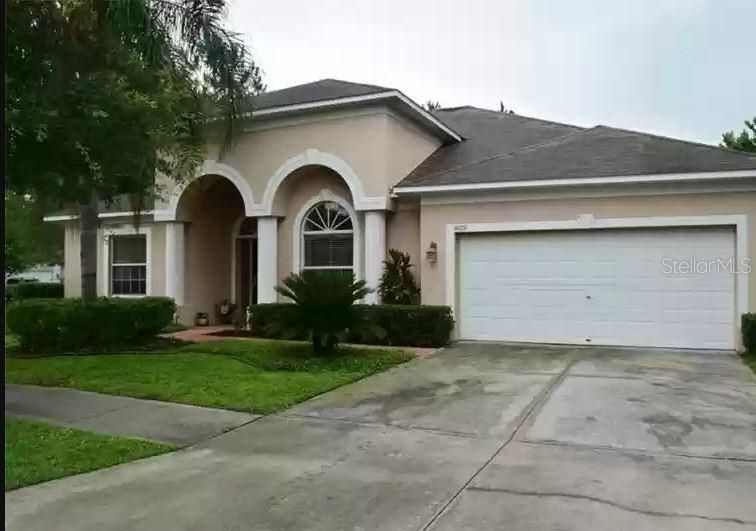 Recently Sold: $550,000 (5 beds, 3 baths, 2467 Square Feet)