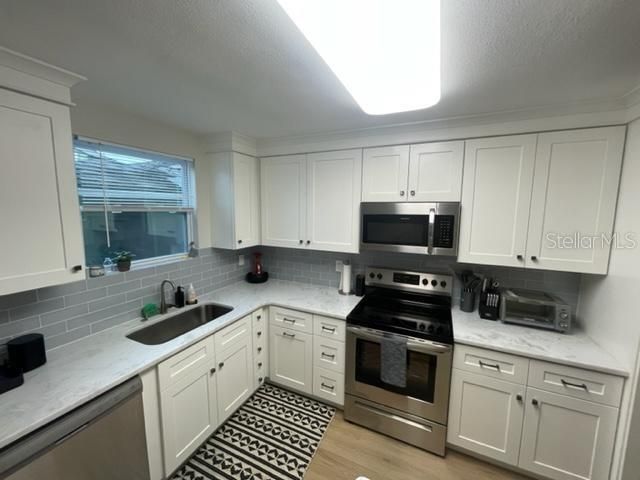 Recently Sold: $258,000 (2 beds, 2 baths, 1190 Square Feet)