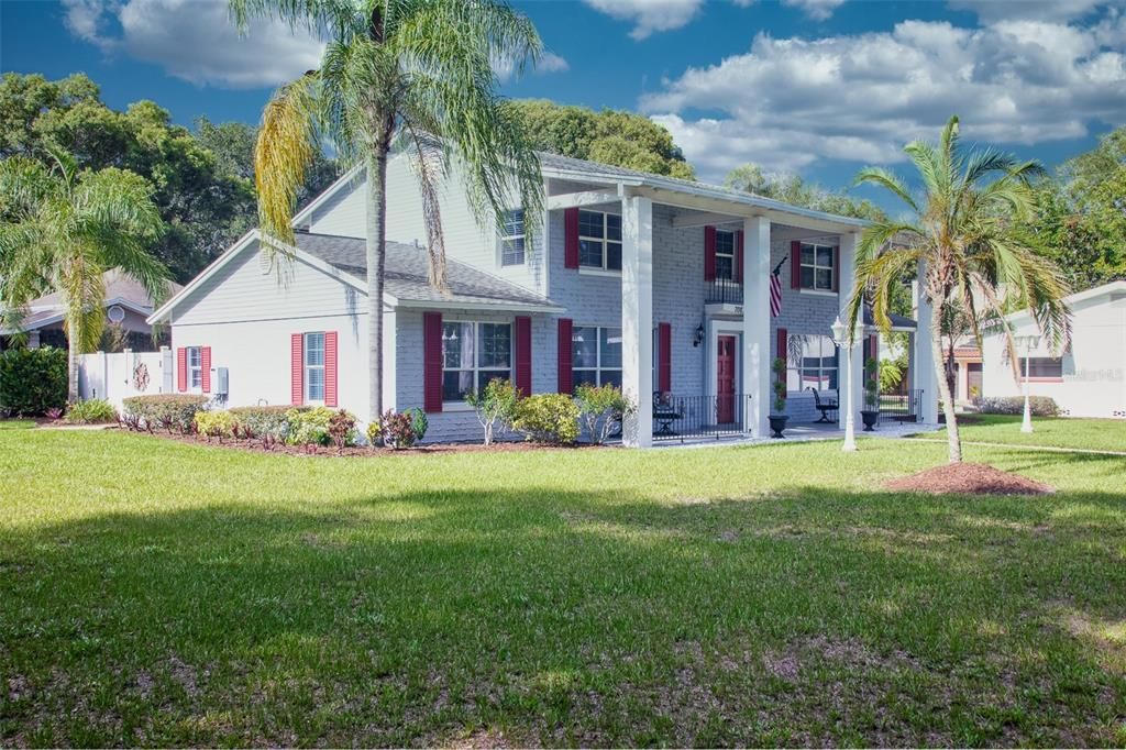 Recently Sold: $1,199,000 (4 beds, 4 baths, 5214 Square Feet)