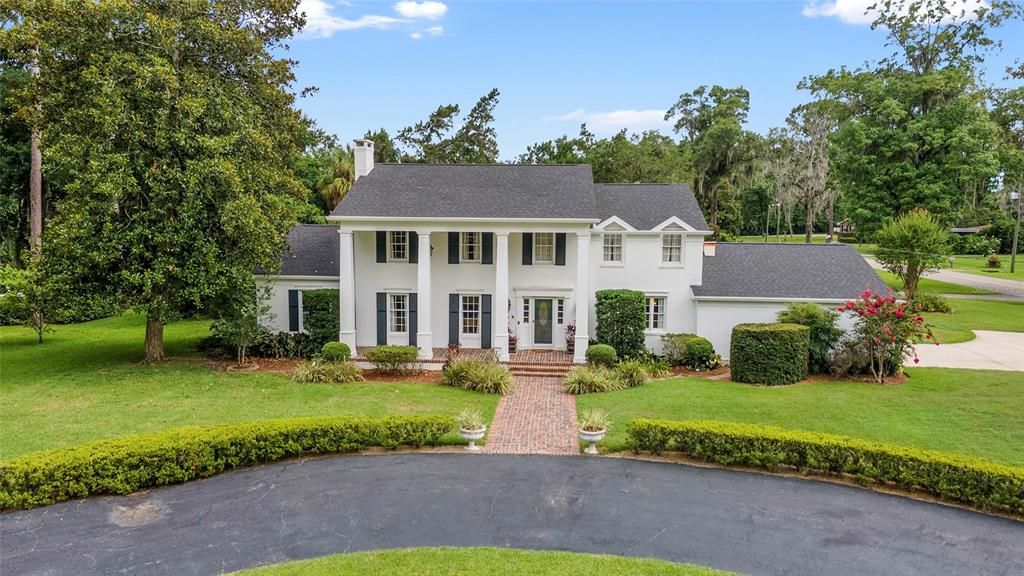 Недавно продано: $899,000 (5 спален, 4 ванн, 3463 Квадратных фут)