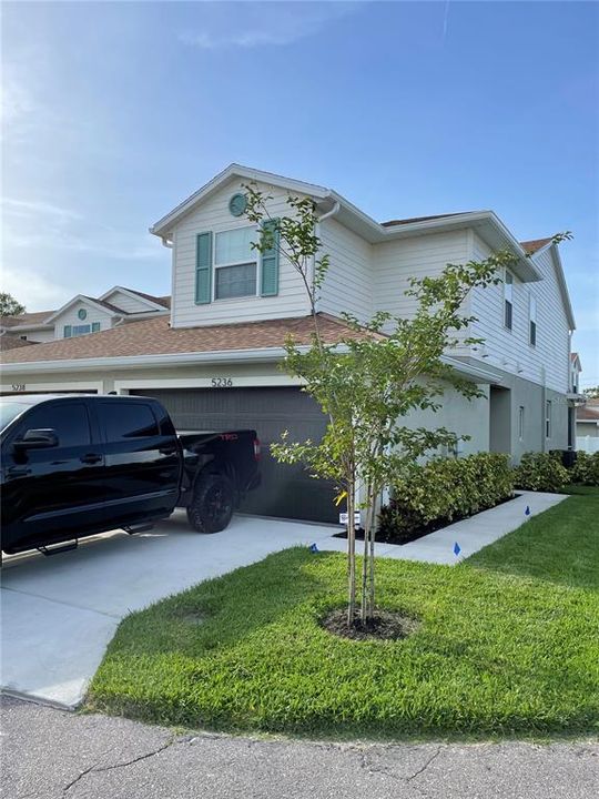 Recently Sold: $465,000 (3 beds, 2 baths, 1557 Square Feet)