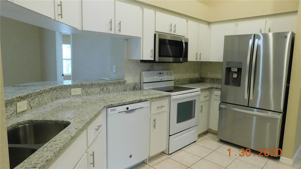 Recently Rented: $2,800 (3 beds, 2 baths, 1545 Square Feet)