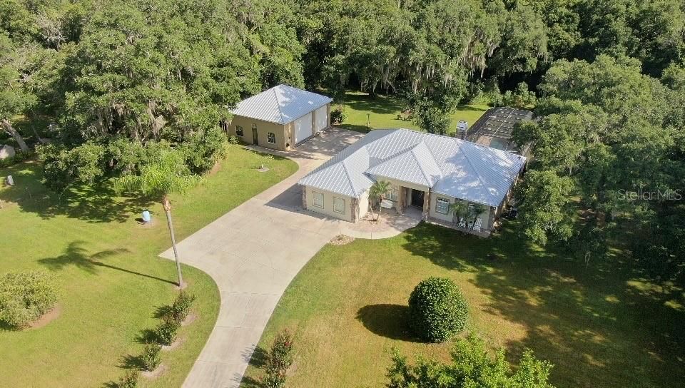 Recently Sold: $699,000 (4 beds, 2 baths, 2502 Square Feet)