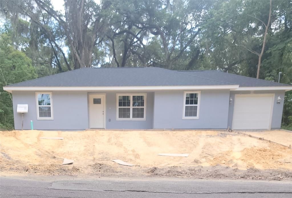 Recently Sold: $215,000 (3 beds, 2 baths, 1232 Square Feet)