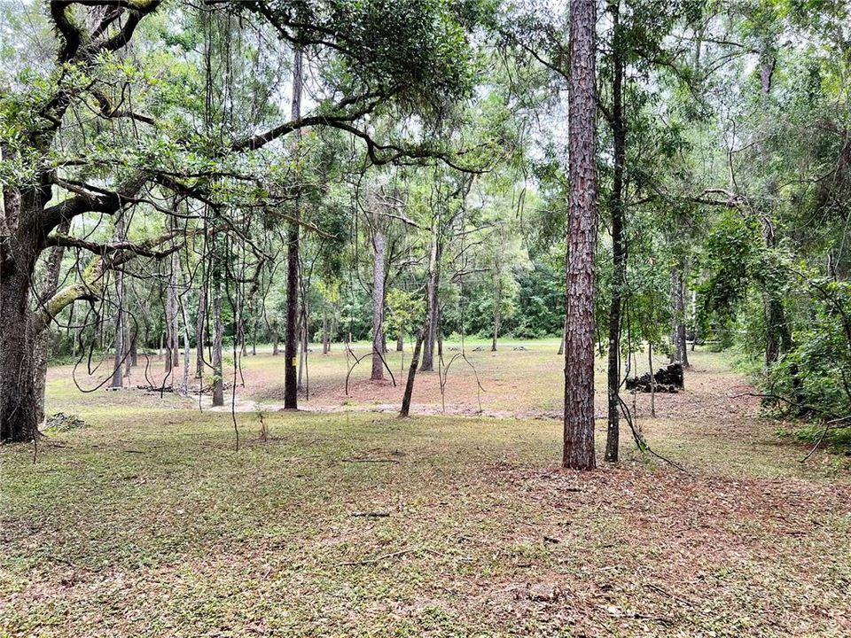 Recently Sold: $35,000 (1.07 acres)