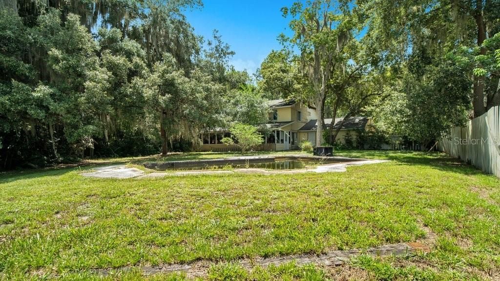 Recently Sold: $700,000 (4 beds, 2 baths, 3080 Square Feet)