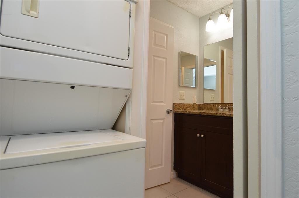 Recently Rented: $1,200 (1 beds, 1 baths, 468 Square Feet)