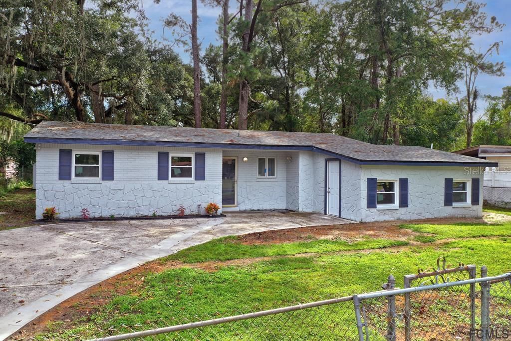 Recently Sold: $189,900 (3 beds, 1 baths, 1257 Square Feet)