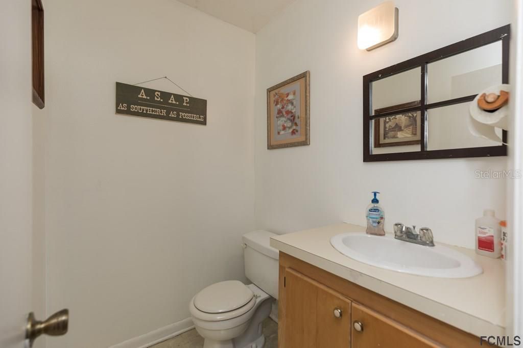 最近售出: $264,000 (3 贝兹, 2 浴室, 1934 平方英尺)