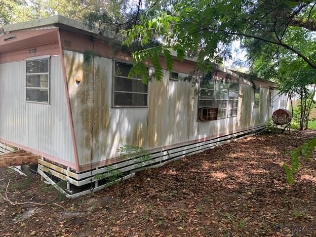 Recently Sold: $67,500 (2 beds, 1 baths, 684 Square Feet)
