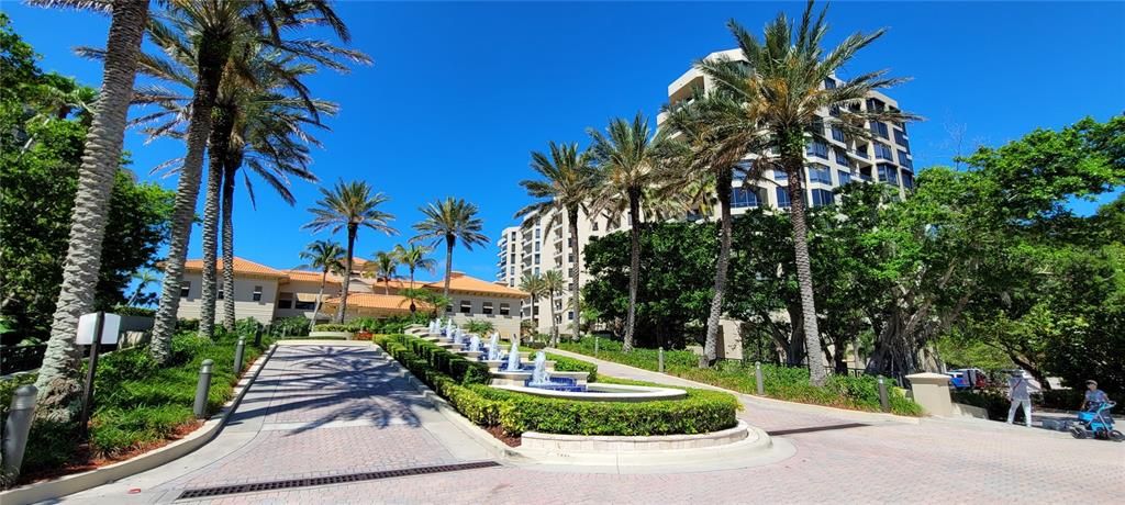 Recently Sold: $1,250,000 (2 beds, 2 baths, 1827 Square Feet)