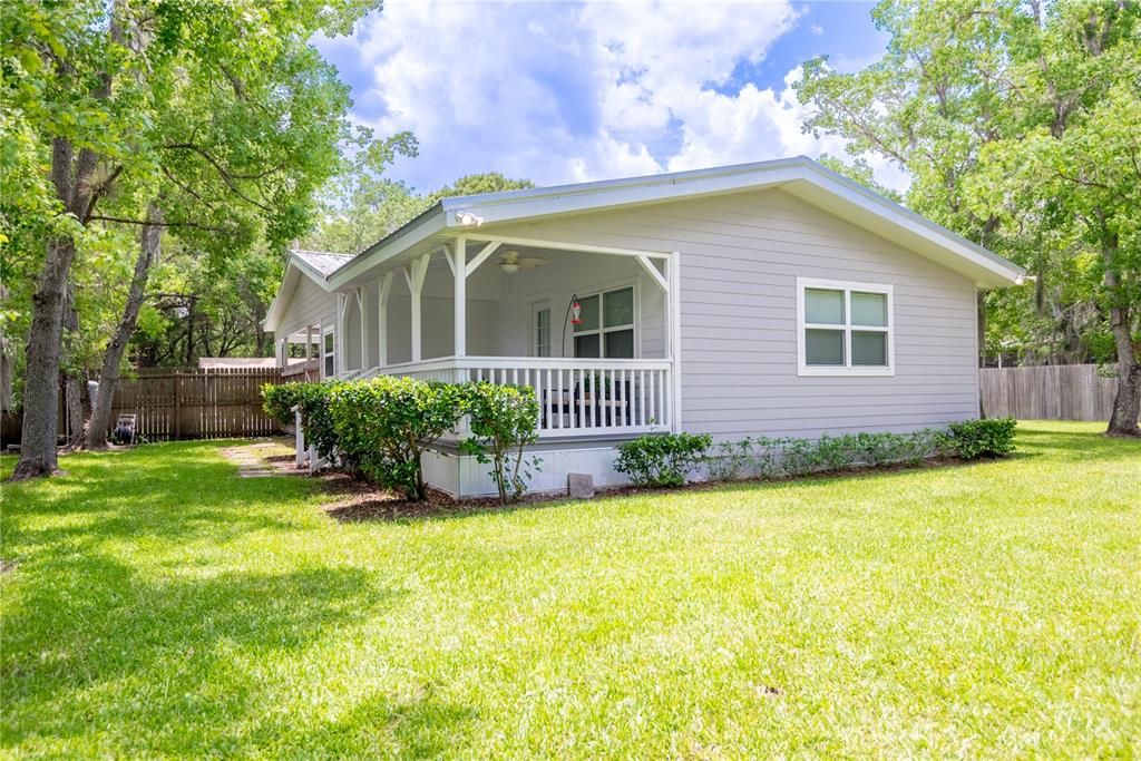 Recently Sold: $272,500 (3 beds, 2 baths, 1432 Square Feet)