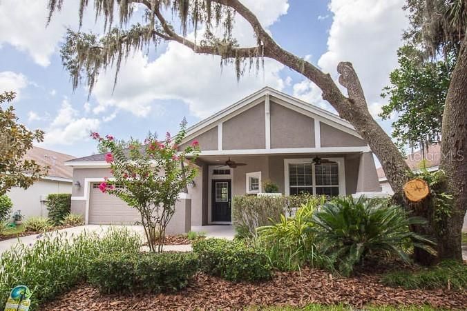 Recently Rented: $2,400 (3 beds, 2 baths, 1892 Square Feet)