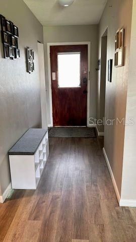 Recently Sold: $145,000 (2 beds, 1 baths, 841 Square Feet)