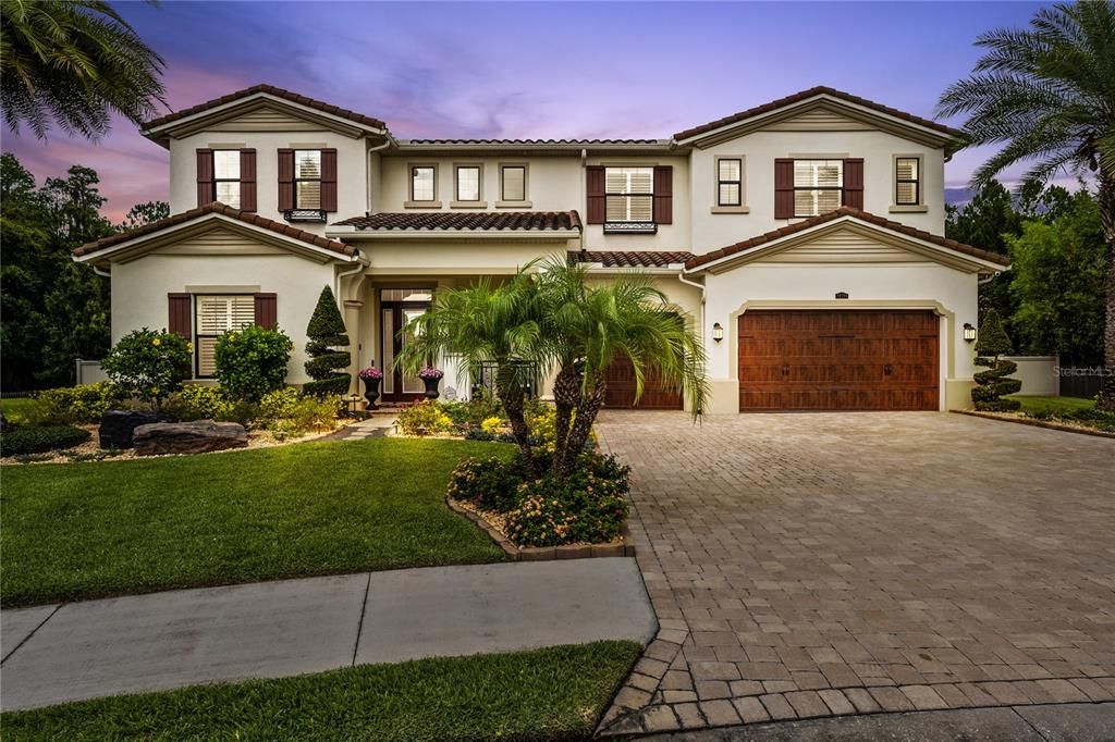 Recently Sold: $1,430,000 (6 beds, 4 baths, 5649 Square Feet)