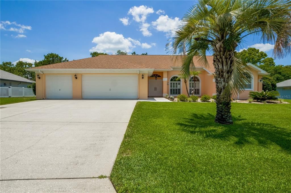 Vendido Recientemente: $490,000 (3 camas, 3 baños, 2537 Pies cuadrados)