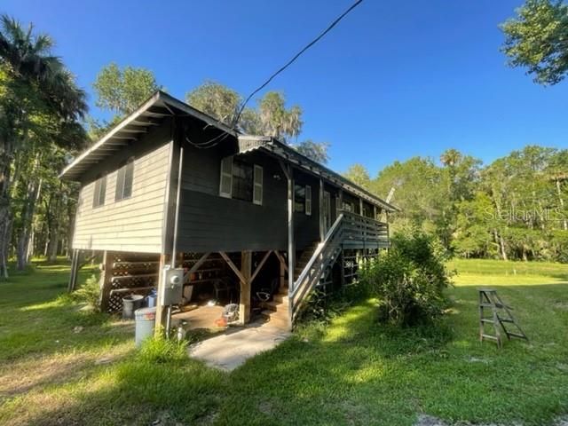 Recently Sold: $250,000 (2 beds, 1 baths, 912 Square Feet)