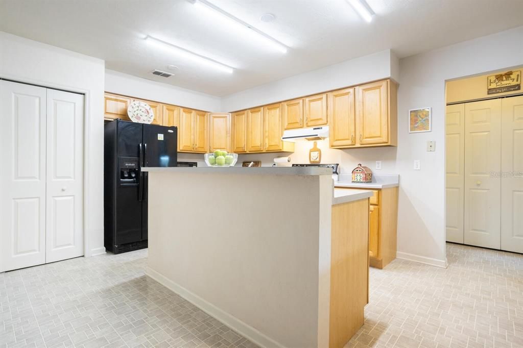 Recently Sold: $310,000 (3 beds, 2 baths, 1679 Square Feet)