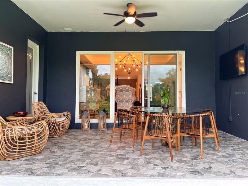 Recently Sold: $1,500,000 (4 beds, 3 baths, 3617 Square Feet)