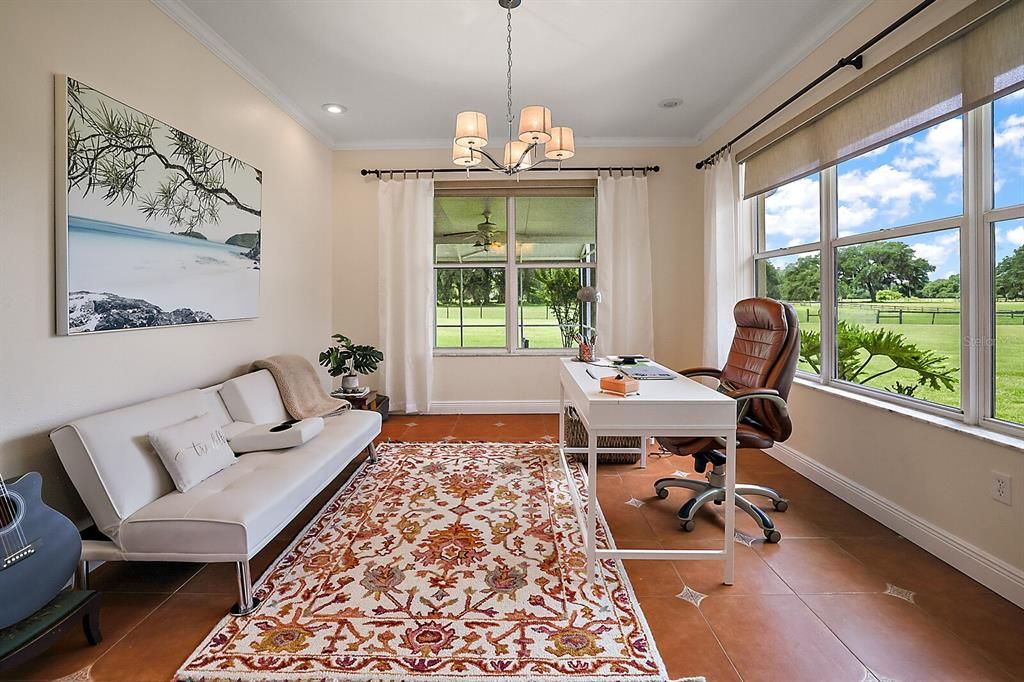 Recently Sold: $950,000 (3 beds, 3 baths, 3077 Square Feet)
