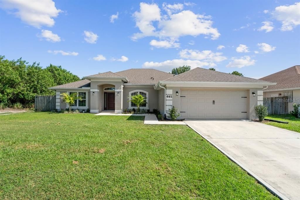 最近售出: $445,000 (4 贝兹, 3 浴室, 2329 平方英尺)