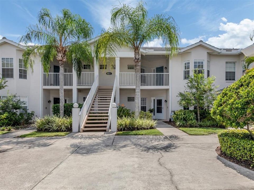 For Rent: $5,000 (2 beds, 2 baths, 1280 Square Feet)