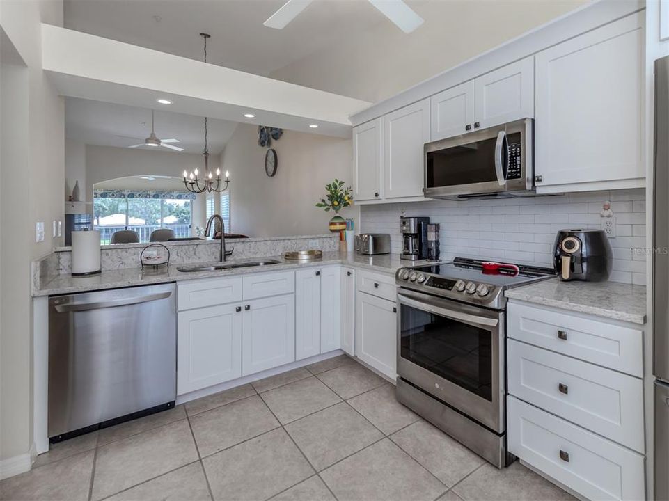 For Rent: $5,000 (2 beds, 2 baths, 1280 Square Feet)