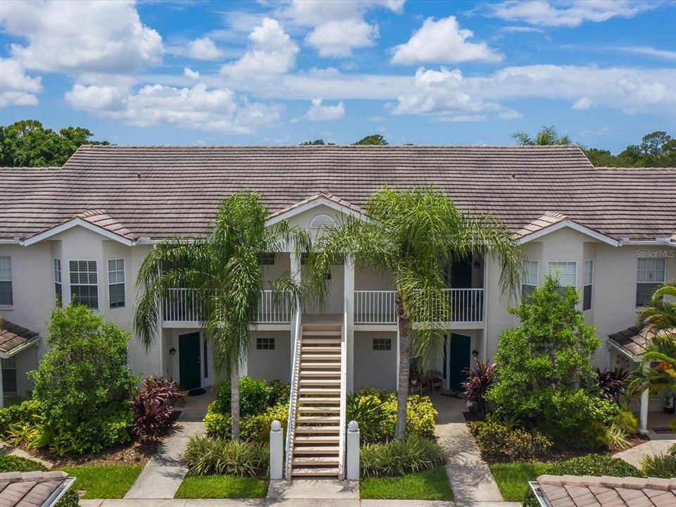 For Rent: $5,000 (2 beds, 2 baths, 1280 Square Feet)