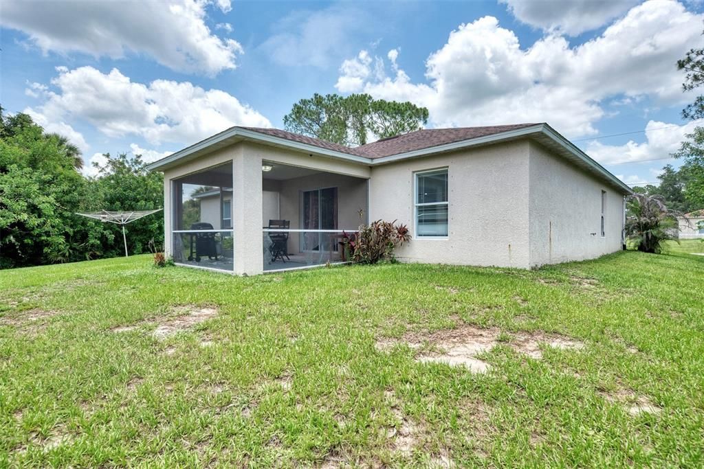 Recently Sold: $299,000 (3 beds, 2 baths, 1683 Square Feet)