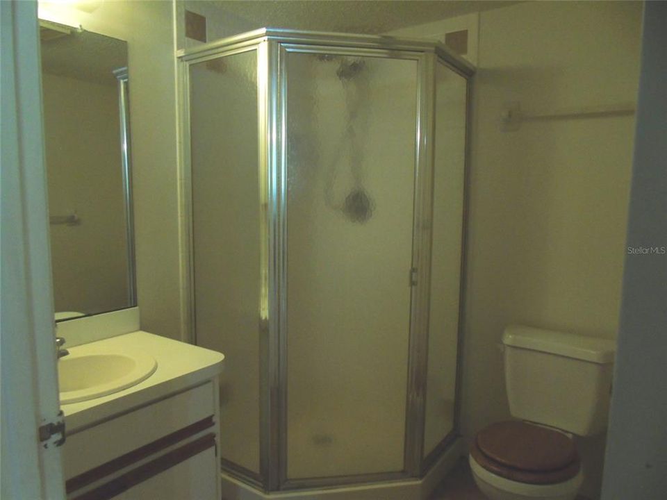 最近租的: $1,500 (2 贝兹, 2 浴室, 884 平方英尺)