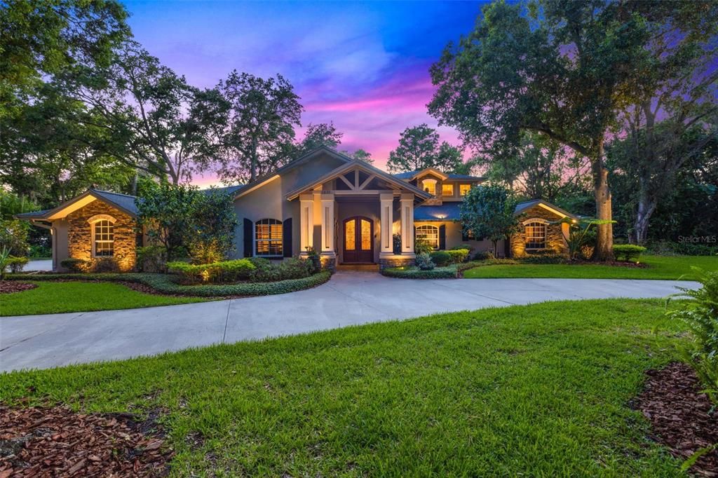 Recently Sold: $1,999,500 (4 beds, 4 baths, 4563 Square Feet)