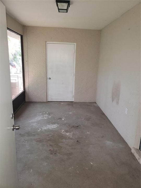 Recently Rented: $1,100 (2 beds, 1 baths, 1674 Square Feet)