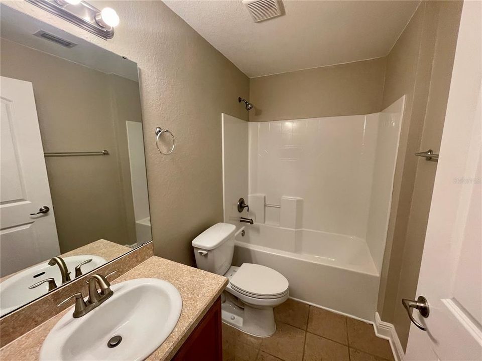 最近租的: $2,365 (3 贝兹, 2 浴室, 1858 平方英尺)