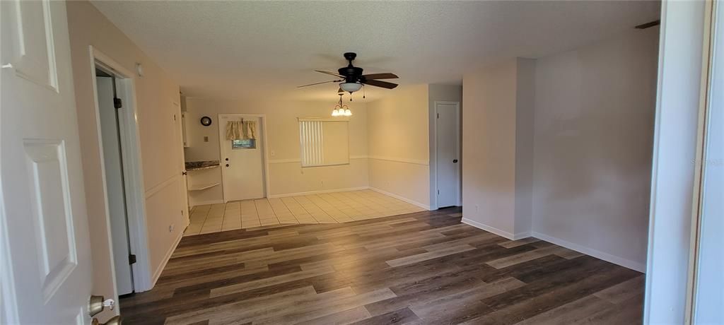 Recently Rented: $1,550 (3 beds, 1 baths, 1092 Square Feet)