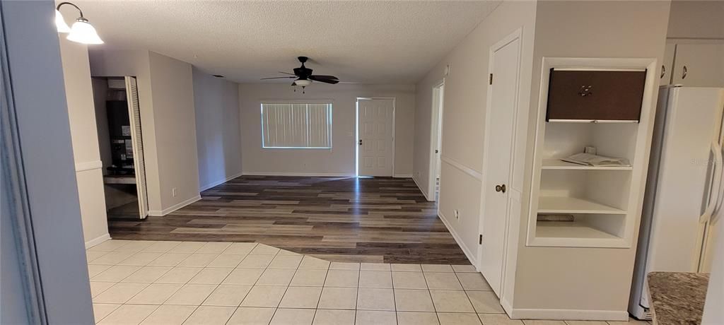 Recently Rented: $1,550 (3 beds, 1 baths, 1092 Square Feet)