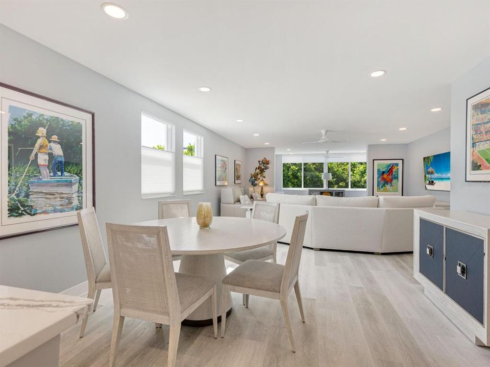 Recently Sold: $925,000 (2 beds, 2 baths, 1685 Square Feet)